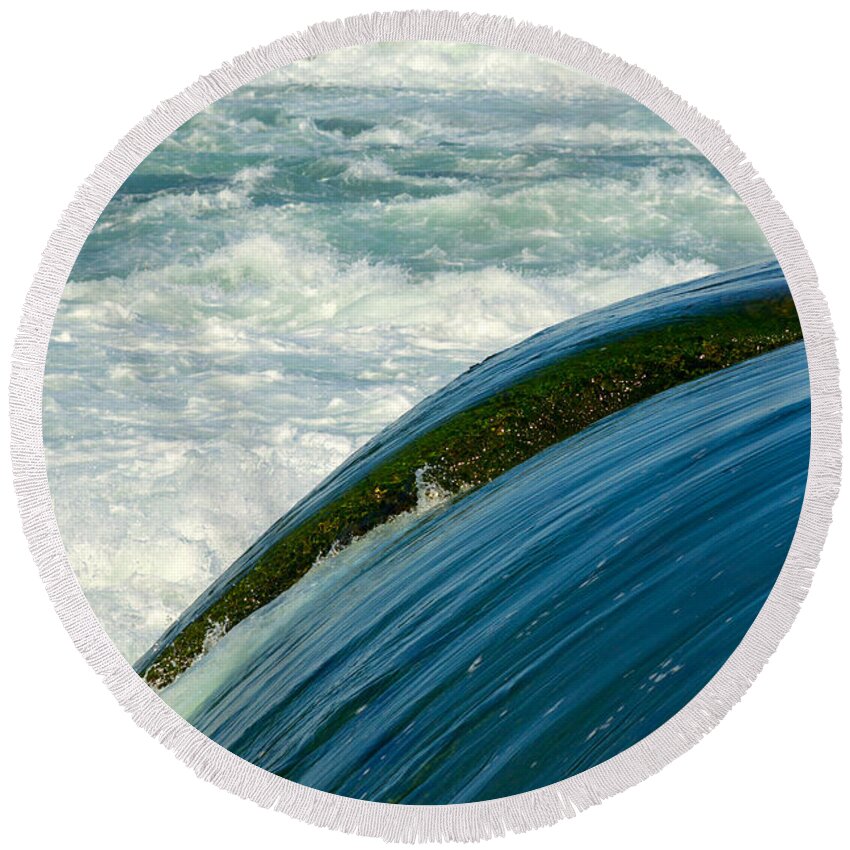 Fast Round Beach Towel featuring the photograph Upper Niagara River by Les Palenik