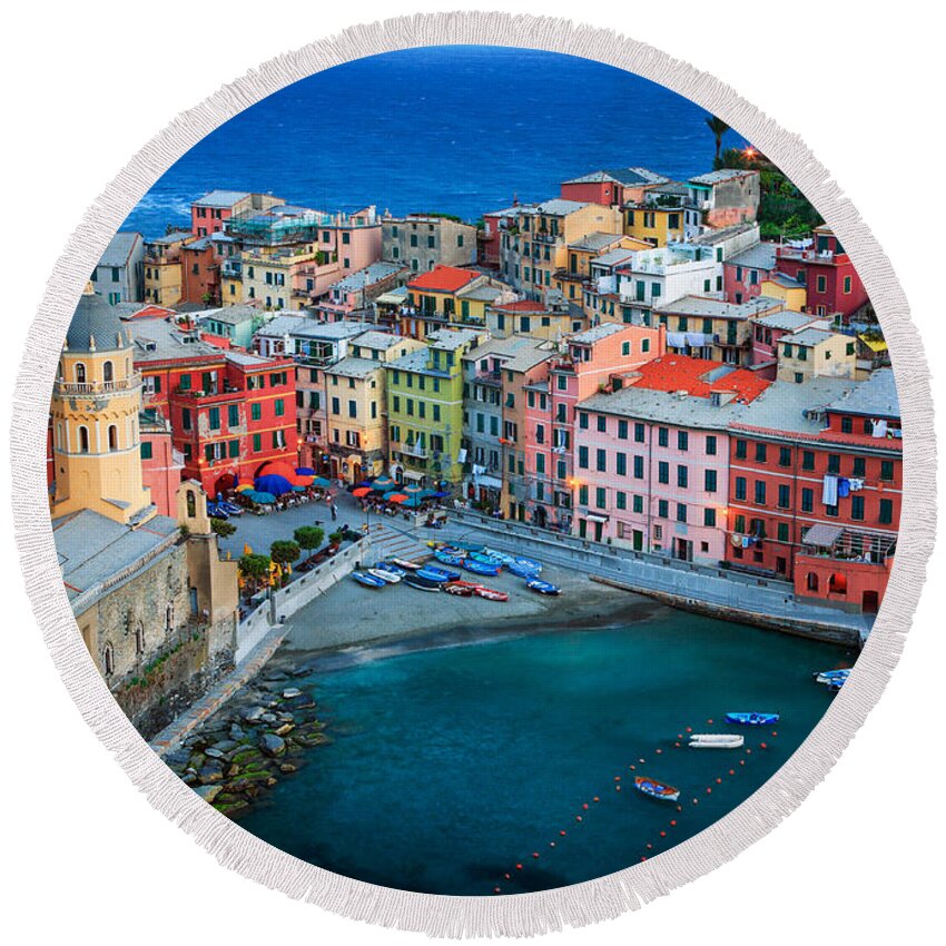Cinque Terre Round Beach Towel featuring the photograph Vernazza Sera by Inge Johnsson