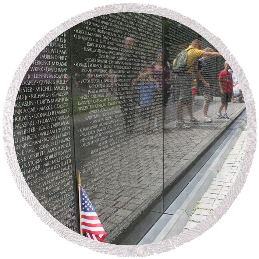 U.s. Flag Round Beach Towel featuring the photograph Vietnam Memorial 3 by Jim Gillen