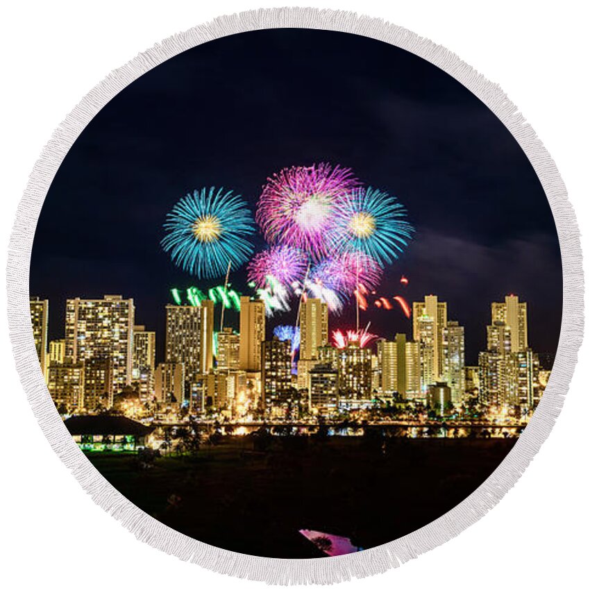 Fireworks Round Beach Towel featuring the photograph Waikiki Fireworks Celebration 10 by Jason Chu