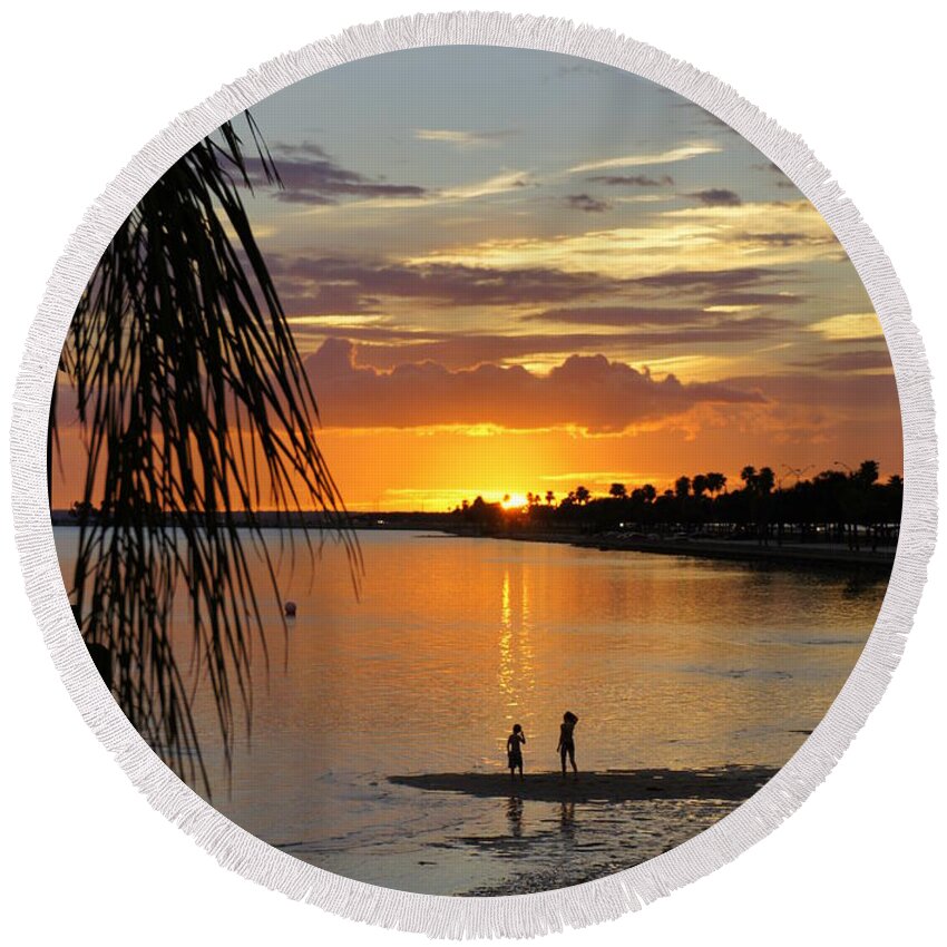 Tampa Round Beach Towel featuring the photograph Whiskey Joe's by Laurie Perry