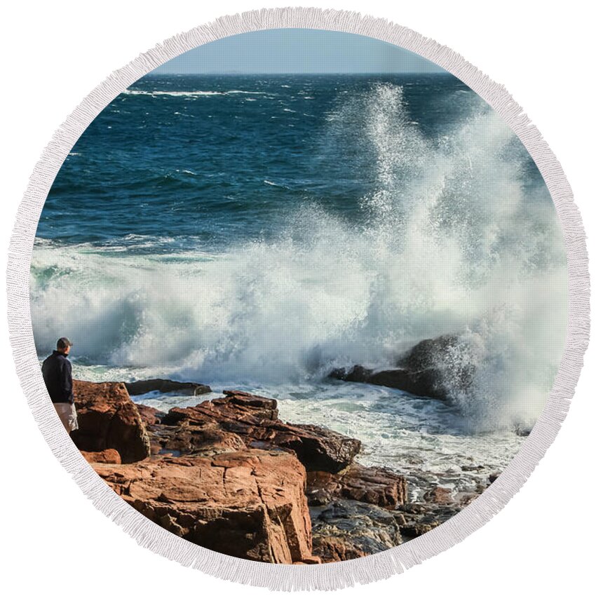 Ocean Round Beach Towel featuring the photograph Wild surf by Jane Luxton
