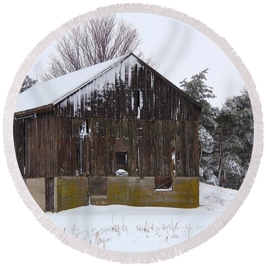 Barn Round Beach Towel featuring the photograph Winter at the Barn by Davandra Cribbie