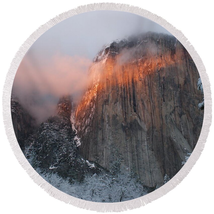 Yosemite Round Beach Towel featuring the photograph Winter Sunset on El Capitan by Christine Jepsen