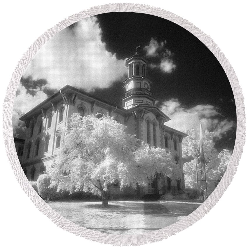 Courthouse Round Beach Towel featuring the photograph Wyoming County Courthouse by Jim Cook