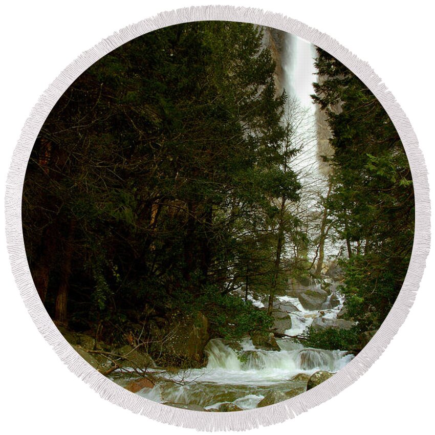 Creek Round Beach Towel featuring the photograph Yosemite National Park by Kenneth Murray