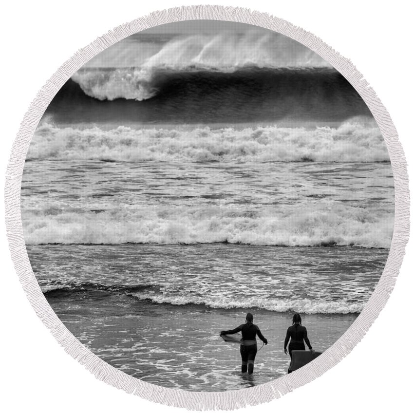 Surf Round Beach Towel featuring the photograph You go first by Nigel R Bell