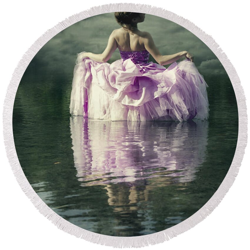 Female Round Beach Towel featuring the photograph Lady In The Lake #1 by Joana Kruse