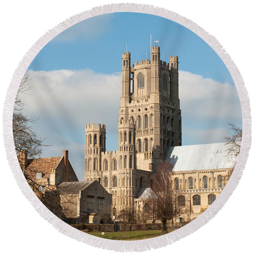 Anglia Round Beach Towel featuring the photograph Ely Cathedral #2 by Andrew Michael