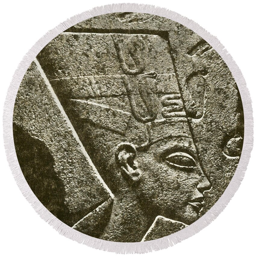 Nefertiti Round Beach Towel featuring the photograph Nefertiti, Ancient Egyptian Queen #2 by Science Source