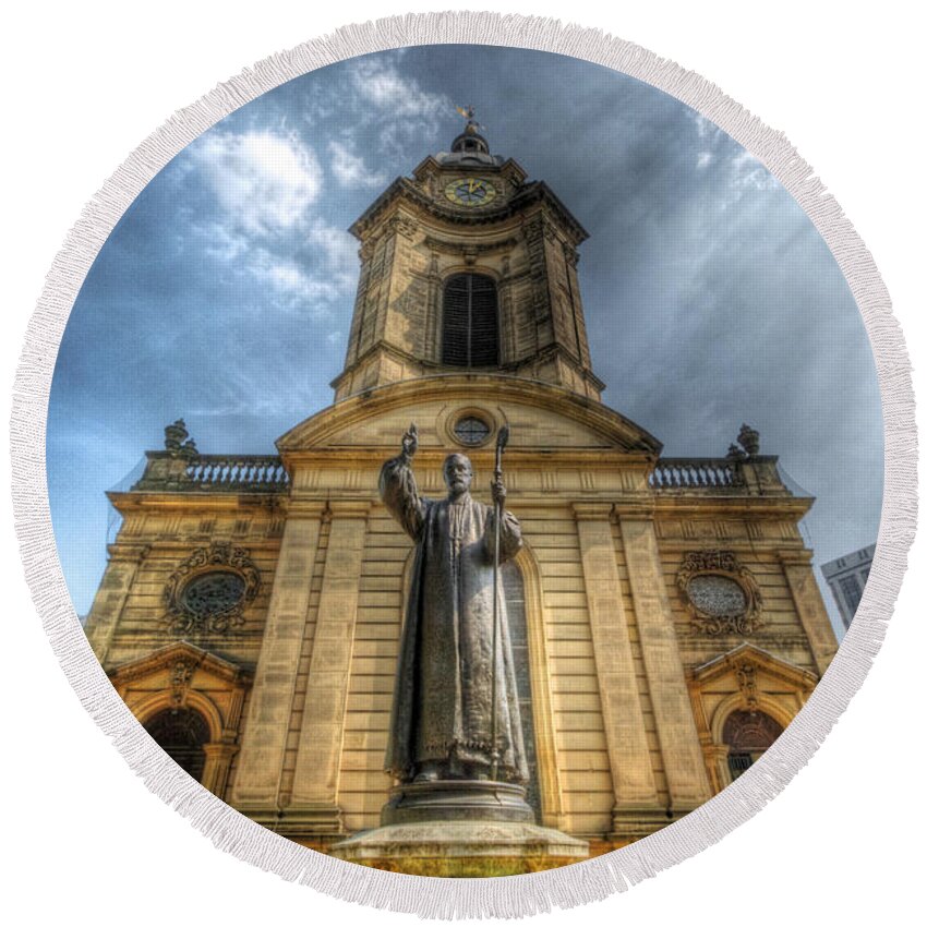 Church Round Beach Towel featuring the photograph Birmingham Cathedral 1.0 by Yhun Suarez