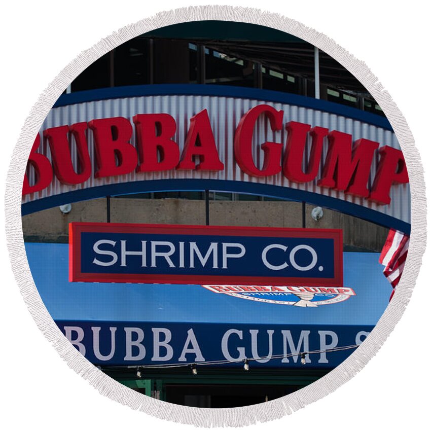 Bubba Gump Round Beach Towel featuring the photograph Bubba Gump by Paul Mangold