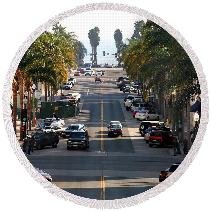 Ventura Round Beach Towel featuring the photograph California Street by Henrik Lehnerer