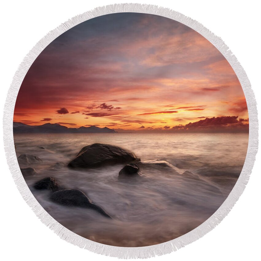 Wales Round Beach Towel featuring the photograph Celtic Sunset by B Cash