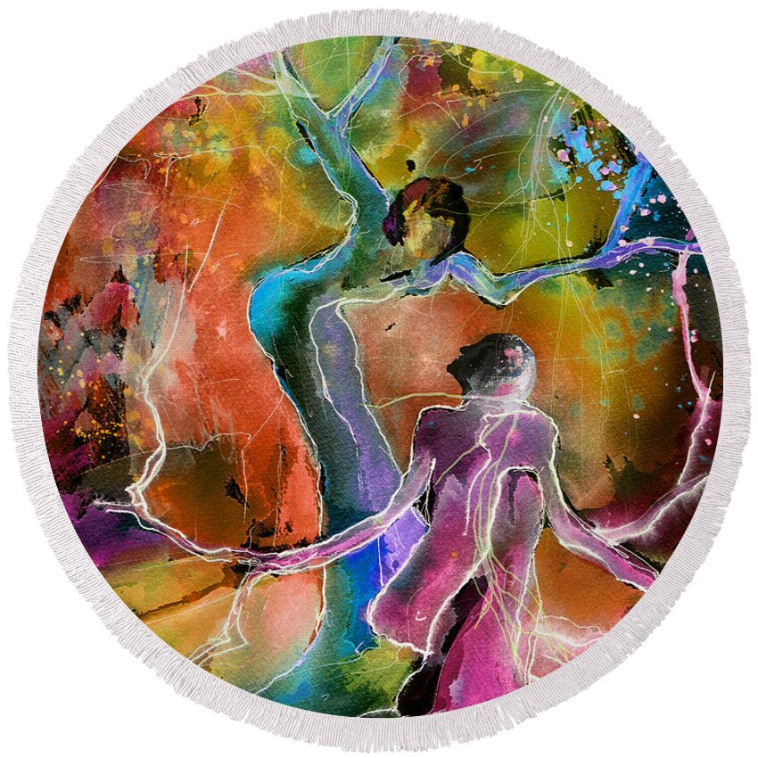 Love Round Beach Towel featuring the painting Coup de Foudre by Miki De Goodaboom