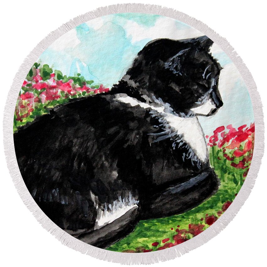 Cat Round Beach Towel featuring the painting Deep Thoughts by Elizabeth Robinette Tyndall