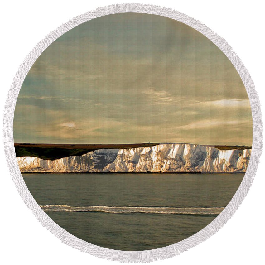 Dover Round Beach Towel featuring the photograph Dover by Linsey Williams