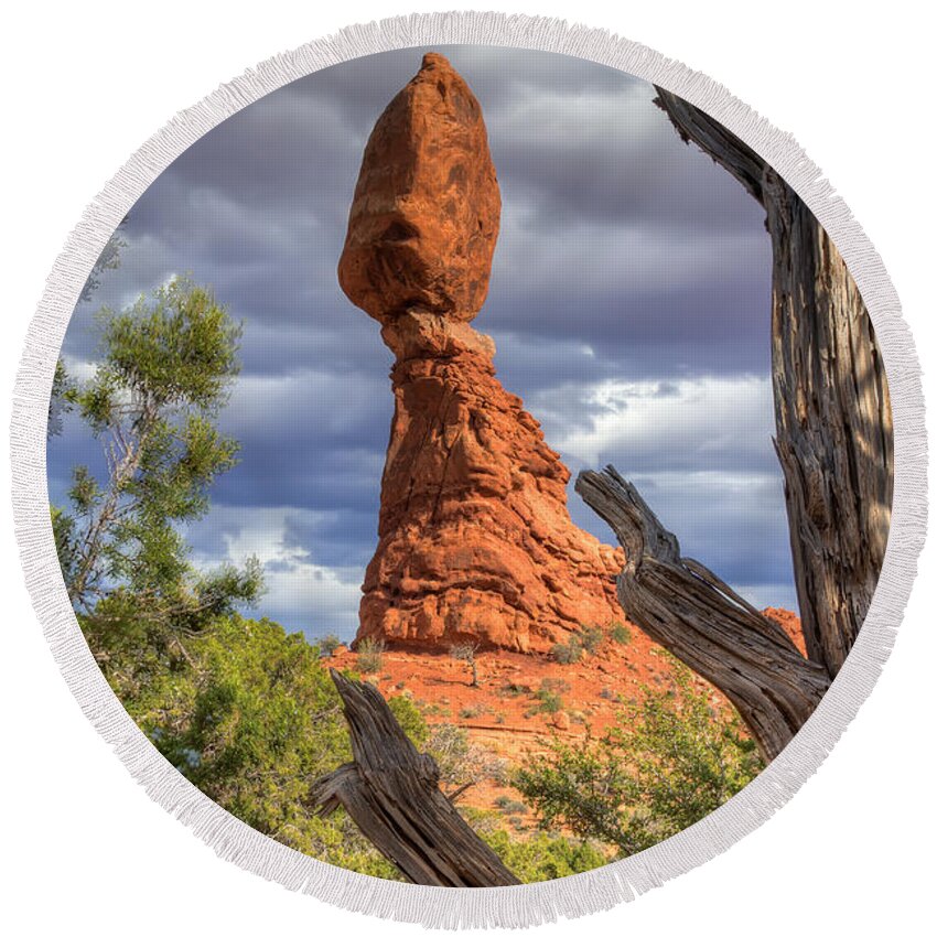 Arches National Park Round Beach Towel featuring the photograph Framed Balance Rock by Sue Karski