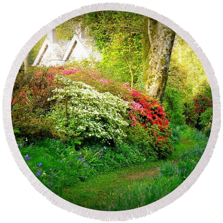 Garden Round Beach Towel featuring the photograph Gardens of The Old Rectory by Lainie Wrightson
