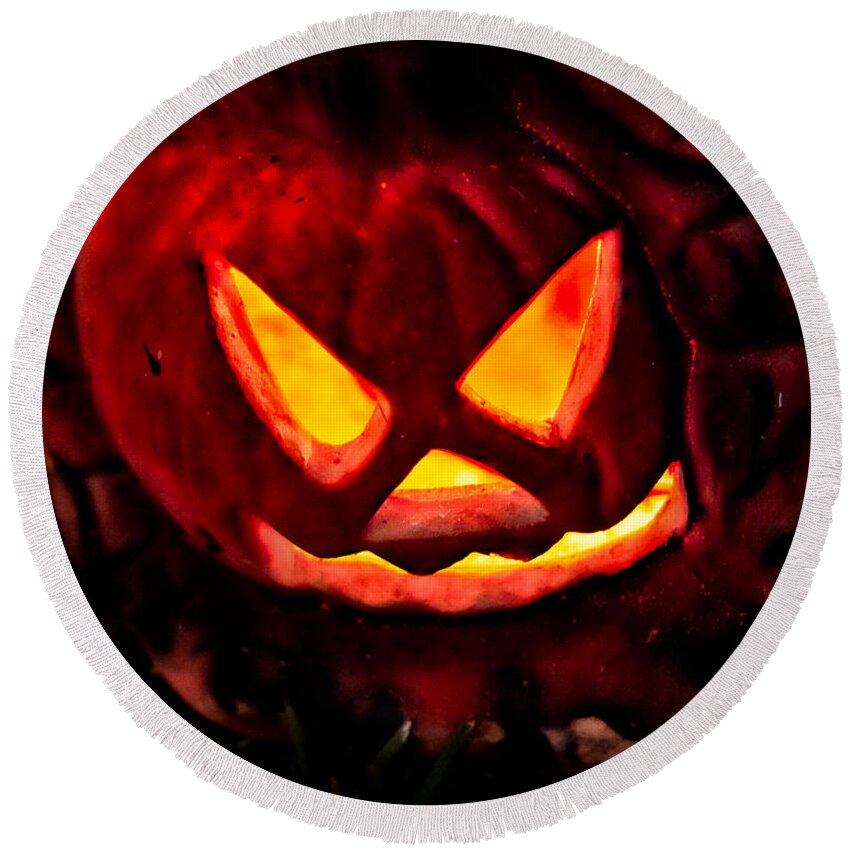 Halloween Round Beach Towel featuring the photograph Jack-O-Lantern by Christopher Holmes