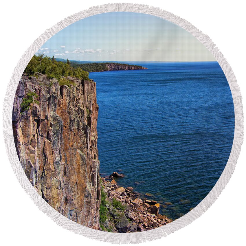 Palisade Head Round Beach Towel featuring the photograph Palisade Head Cliffs by Bill and Linda Tiepelman