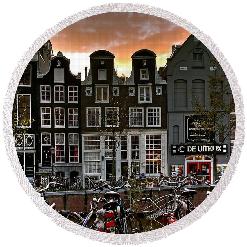Holland Amsterdam Round Beach Towel featuring the photograph Prinsengracht 458. Amsterdam by Juan Carlos Ferro Duque