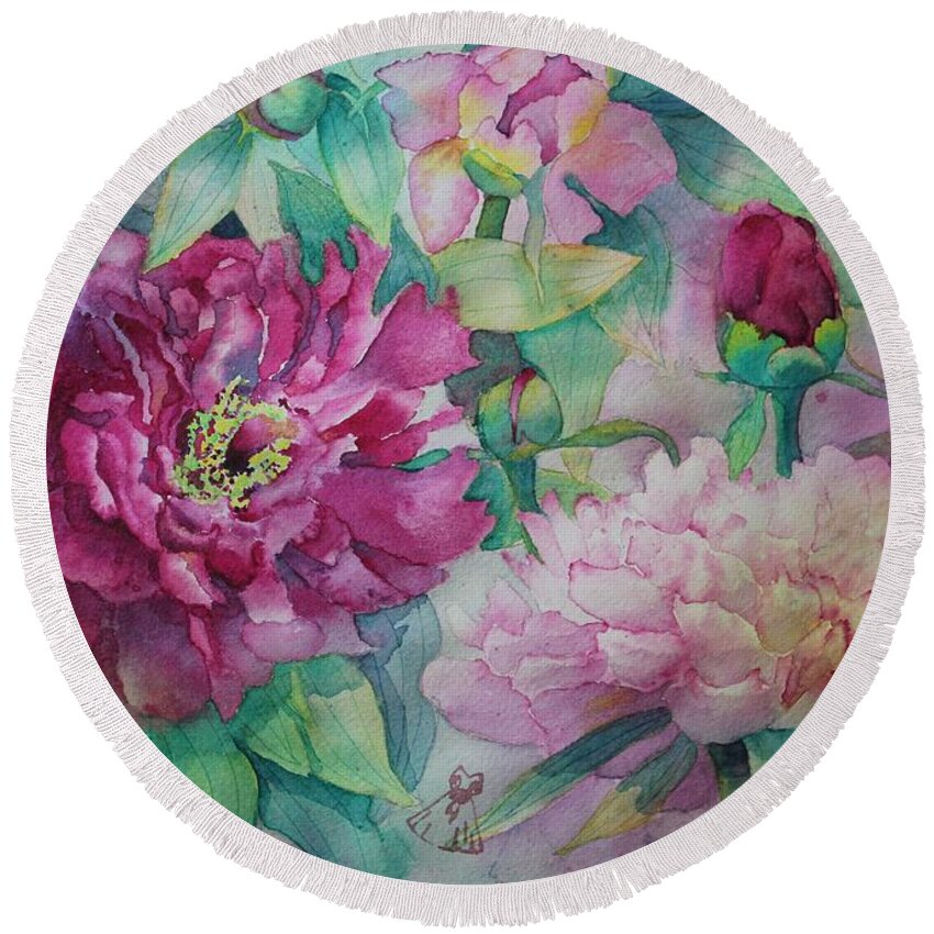 Peony Round Beach Towel featuring the painting Queen of the Garden by Ruth Kamenev