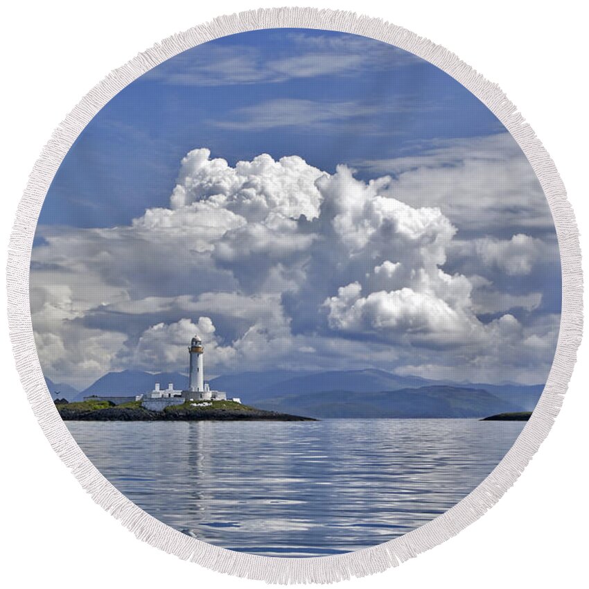 Lighthouse Round Beach Towel featuring the photograph Summer clouds over Lismore lighthouse by Gary Eason