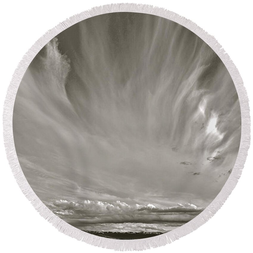 Tetonia Round Beach Towel featuring the photograph Tetonia Sky by Eric Tressler