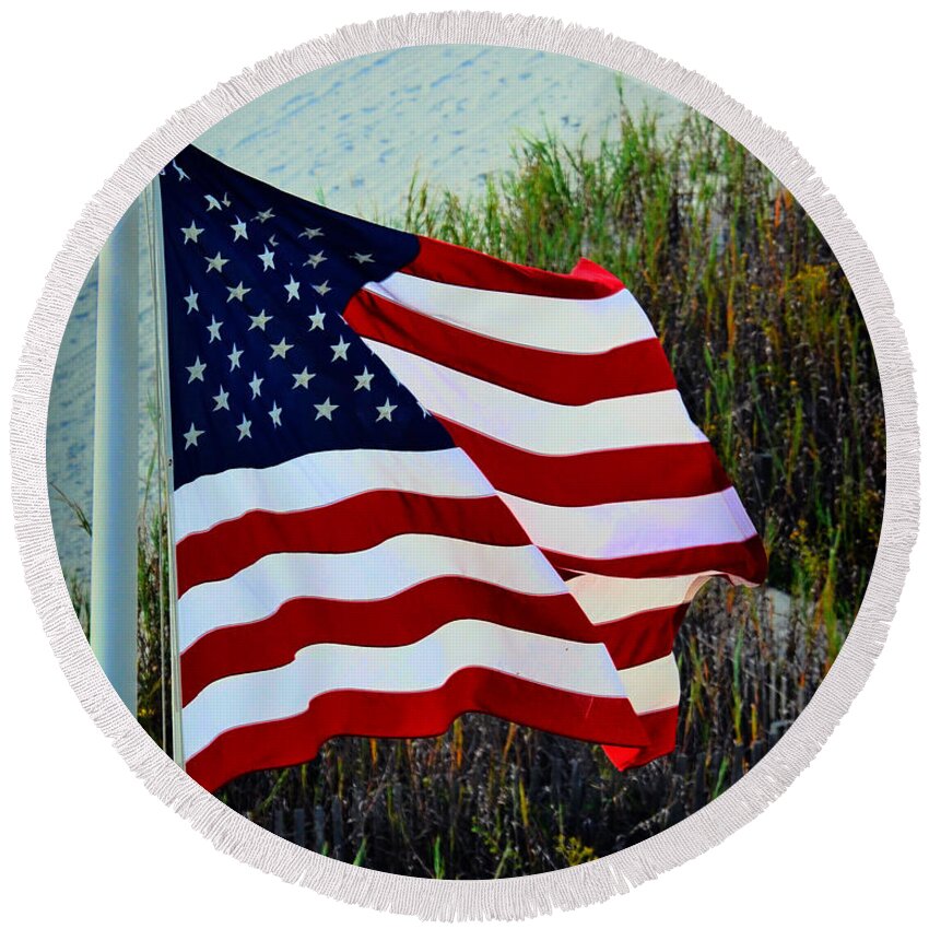 Flag Round Beach Towel featuring the photograph United States of America by Gerlinde Keating