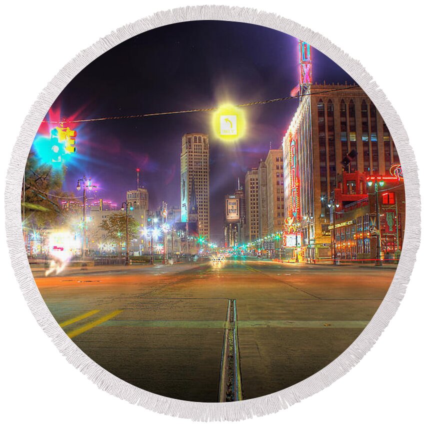 King Kong Round Beach Towel featuring the photograph Woodward Ave Detroit MI by Nicholas Grunas