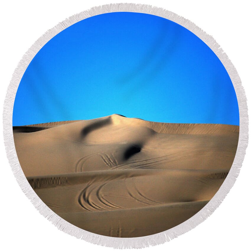 Algodones Round Beach Towel featuring the photograph Yuma Dunes Number One Bright Blue and Tan by Heather Kirk