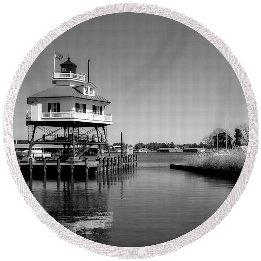 Drum Point Lighthouse Round Beach Towel featuring the photograph Drum Point Lighthouse - Maryland #1 by Mountain Dreams