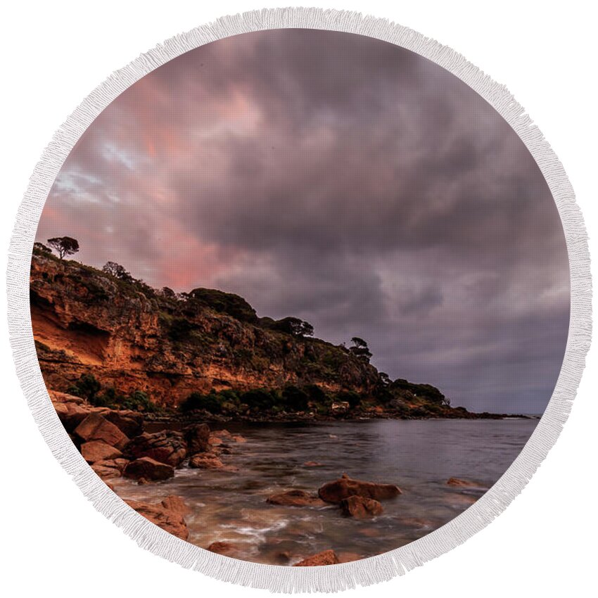 Cliff Round Beach Towel featuring the photograph Morning Glow #1 by Robert Caddy
