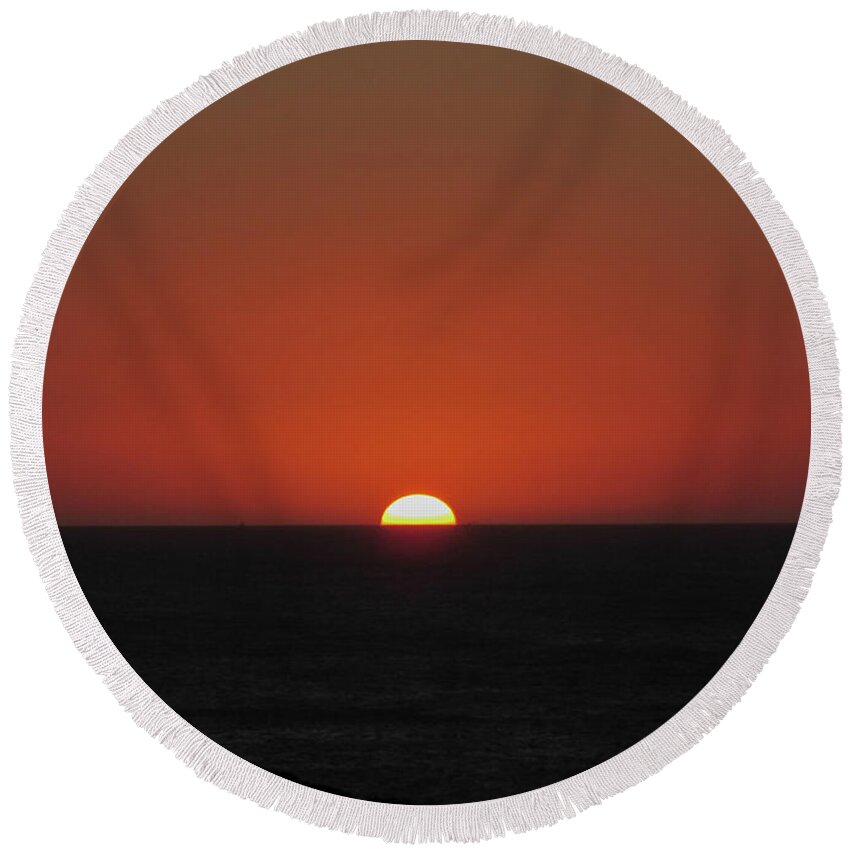 Sunset Round Beach Towel featuring the photograph Sun Rays #1 by Cesar Vieira