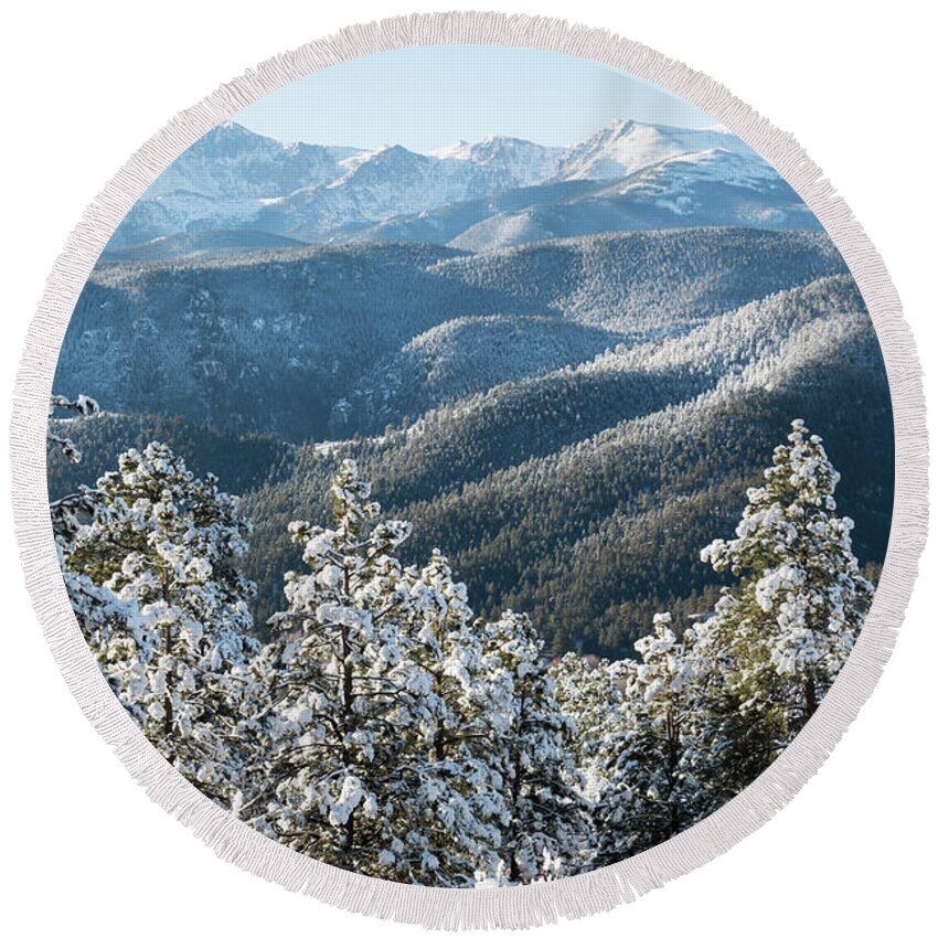 Pikes Peak Round Beach Towel featuring the photograph Snow in the Pike National Forest #2 by Steven Krull