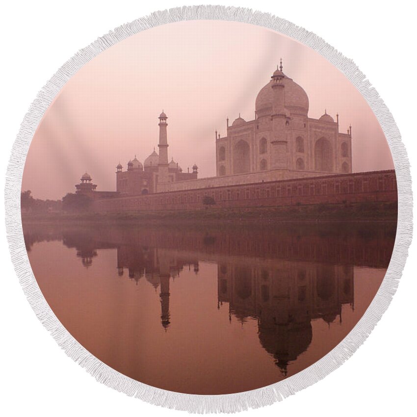 Taj Mahal Round Beach Towel featuring the photograph Taj Mahal at Dawn #2 by Michele Burgess