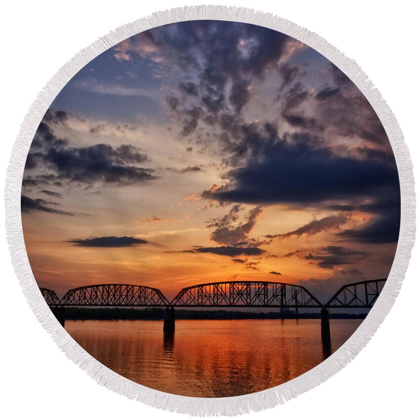 Sunset Round Beach Towel featuring the photograph Ohio River Sunset #3 by Diana Powell