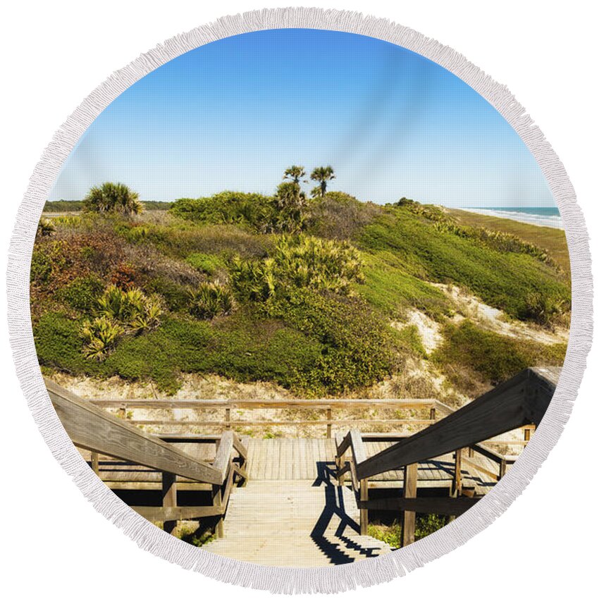 Atlantic Ocean Round Beach Towel featuring the photograph Ponte Vedra Beach by Raul Rodriguez