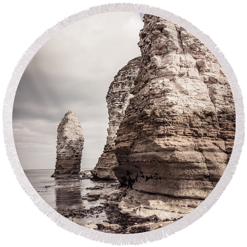 Cliffs Round Beach Towel featuring the photograph Flamborough Head, North Yorkshire, UK #9 by Mariusz Talarek