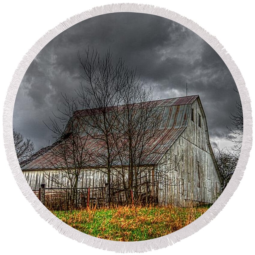 Dark Clouds Round Beach Towel featuring the photograph A Barn in the Storm 3 by Karen McKenzie McAdoo