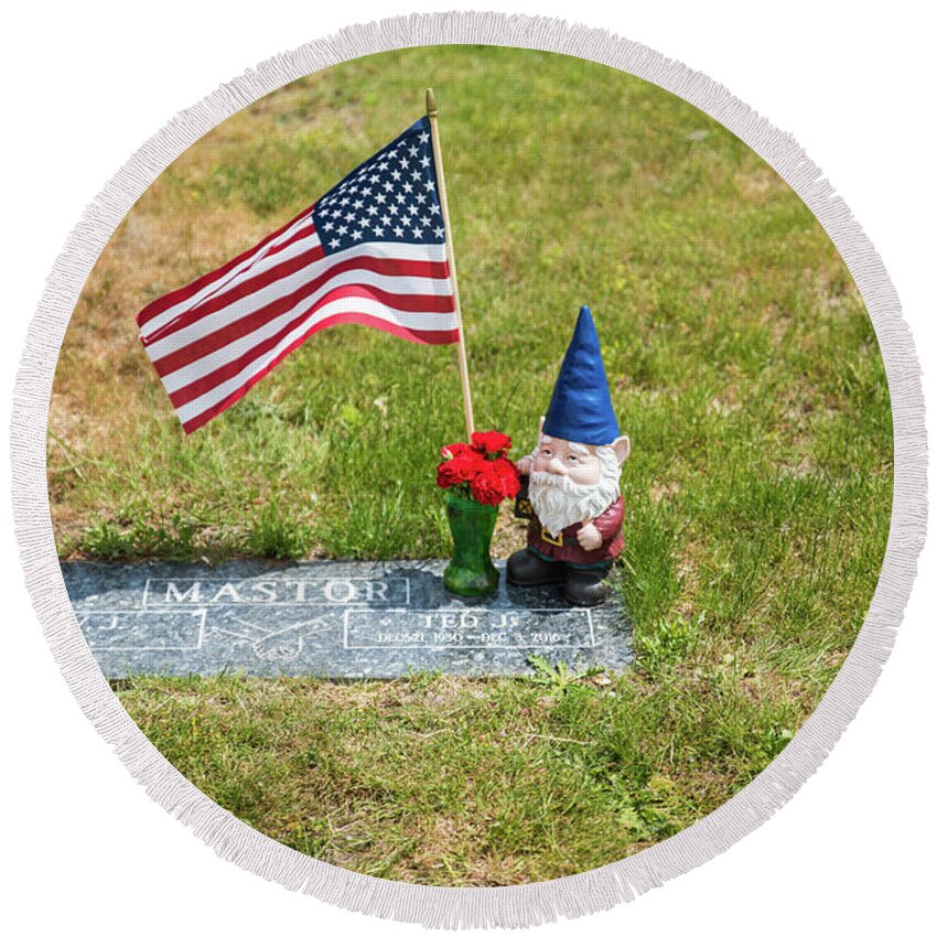 A Gnome Keeps Watch Round Beach Towel featuring the photograph A Gnome Keeps Watch by Tom Cochran
