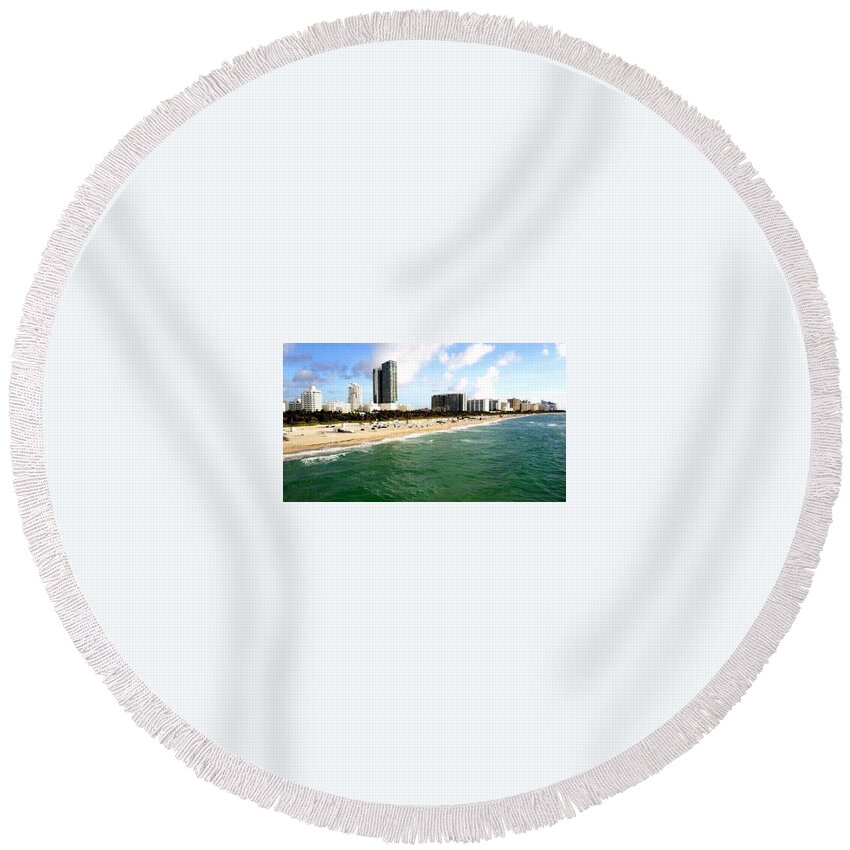 South Beach Round Beach Towel featuring the photograph Above it all by Michael Albright