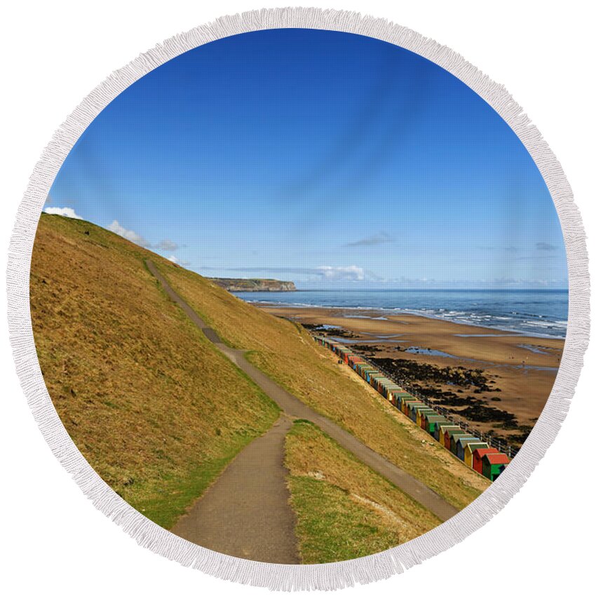 Britain Round Beach Towel featuring the photograph Along The West Cliff - Whitby by Rod Johnson
