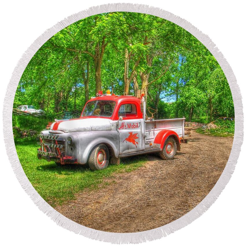 Truck Round Beach Towel featuring the photograph Al's Mobile by Jimmy Ostgard