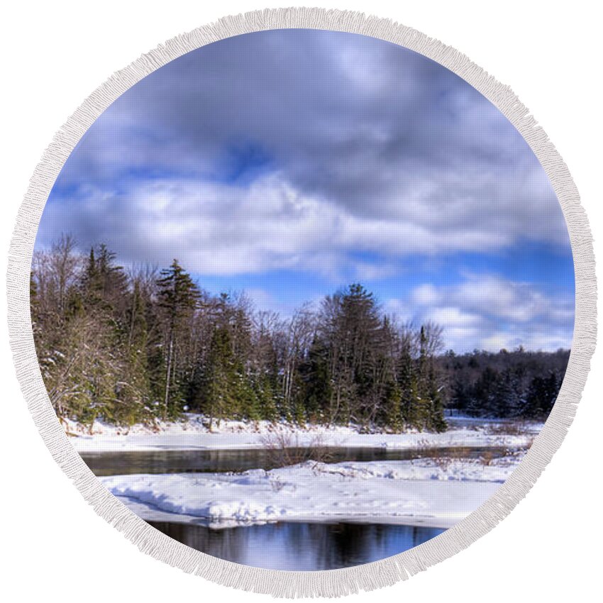 Landscapes Round Beach Towel featuring the photograph An Adirondack Snowscape by David Patterson