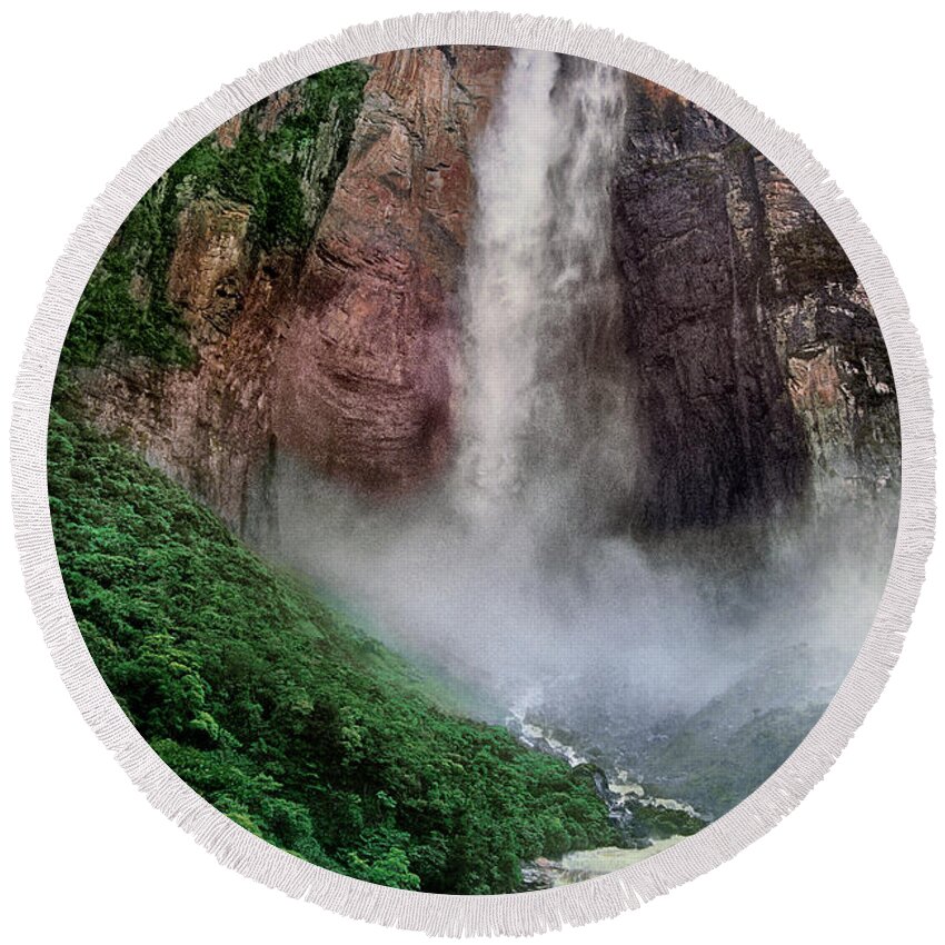 Dave Welling Round Beach Towel featuring the photograph Angel Falls Canaima National Park Venezuela by Dave Welling