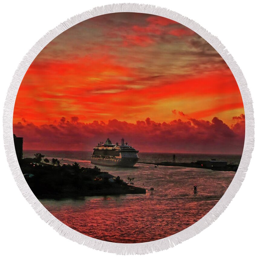 Florida Round Beach Towel featuring the photograph Arriving Port Everglades by Hanny Heim