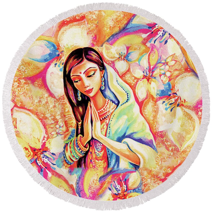Praying Woman Round Beach Towel featuring the painting Little Himalayan Pray by Eva Campbell