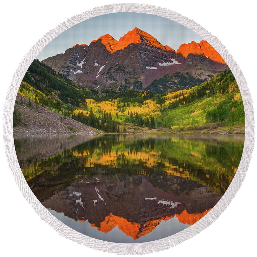 Aspen Round Beach Towel featuring the photograph Autumn Bells by Darren White